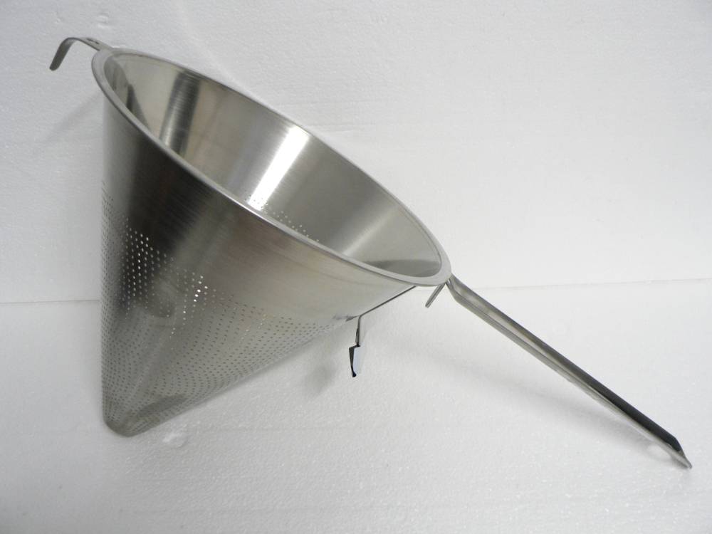 Obrázek k výrobku 6072 - Cedník špičák 25cm
